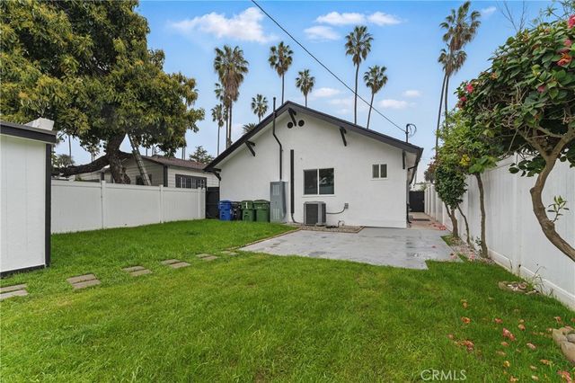 5171 S Wilton Place, Los Angeles, CA 90062