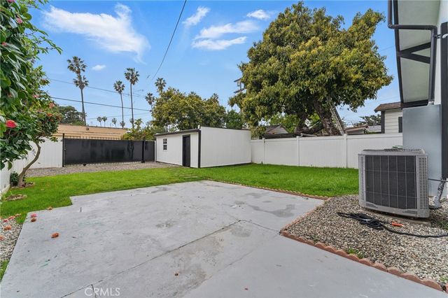 5171 S Wilton Place, Los Angeles, CA 90062