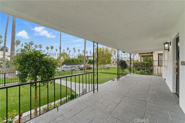 5171 S Wilton Place, Los Angeles, CA 90062