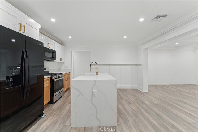 5171 S Wilton Place, Los Angeles, CA 90062