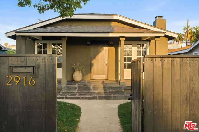 2916 Hillcrest Drive, Los Angeles, CA 90016