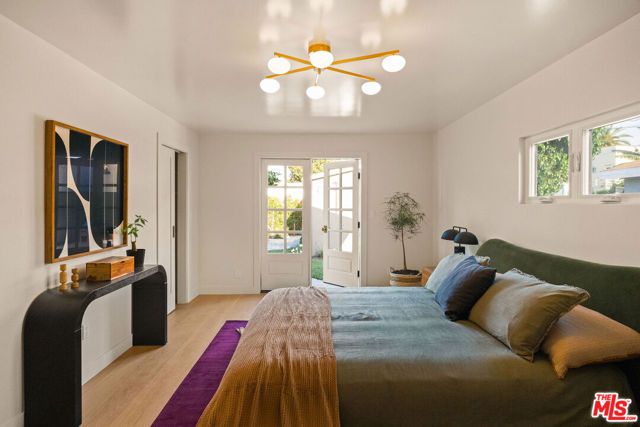 2916 Hillcrest Drive, Los Angeles, CA 90016