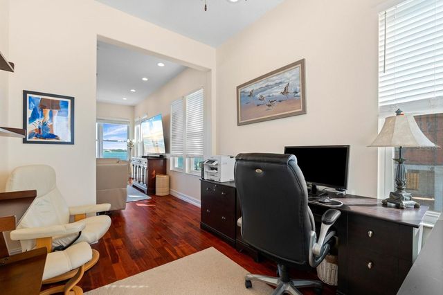 110 6TH STREET S, Bradenton Beach, FL 34217