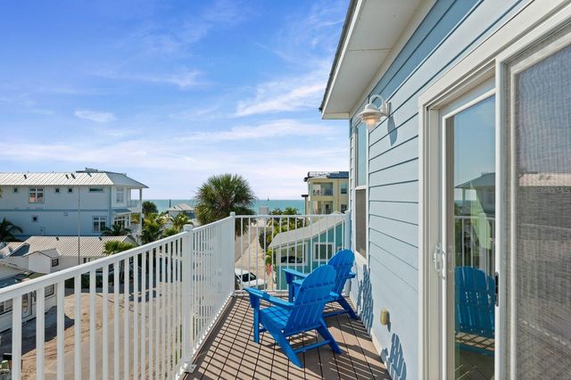 110 6TH STREET S, Bradenton Beach, FL 34217