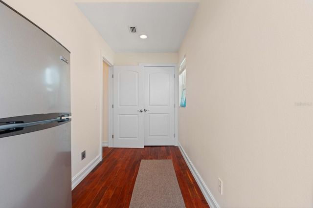 110 6TH STREET S, Bradenton Beach, FL 34217