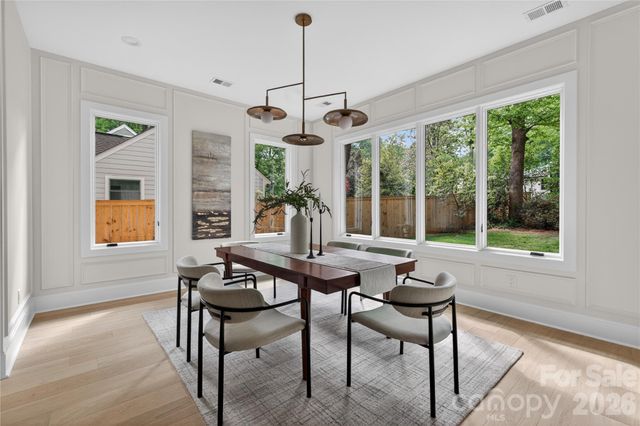 1600 E Barden Road, Charlotte, NC 28226