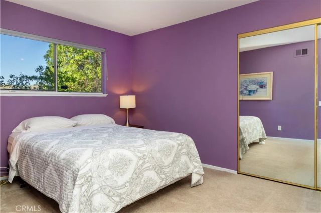 7055 Middlesbury Ridge Circle, West Hills, CA 91307