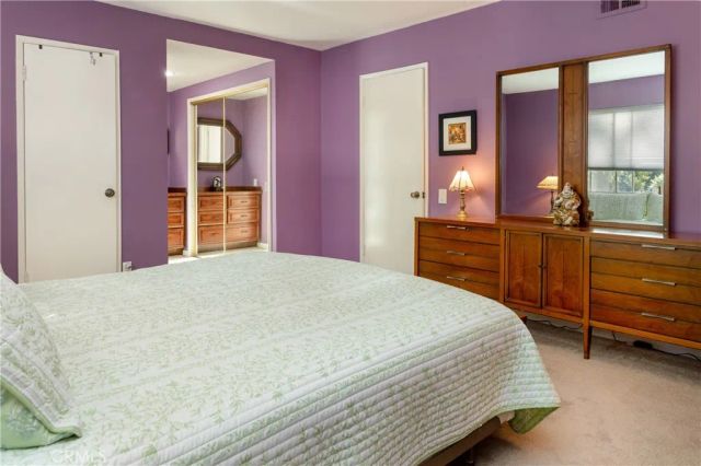 7055 Middlesbury Ridge Circle, West Hills, CA 91307