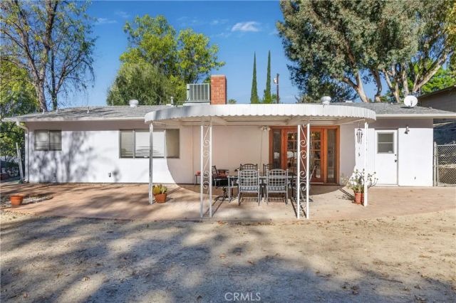 7055 Middlesbury Ridge Circle, West Hills, CA 91307