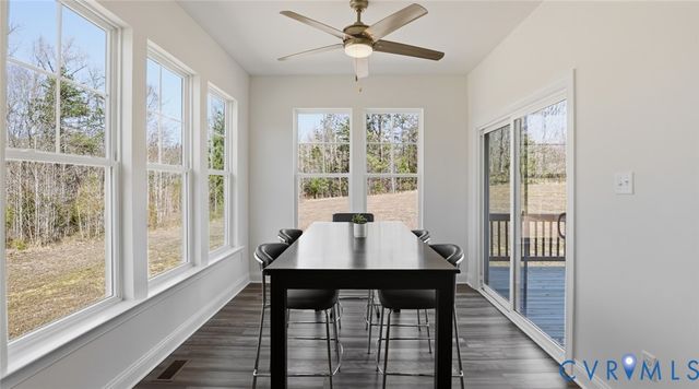 3726 Rocketts Ridge Dr, Sandy Hook, VA 23153