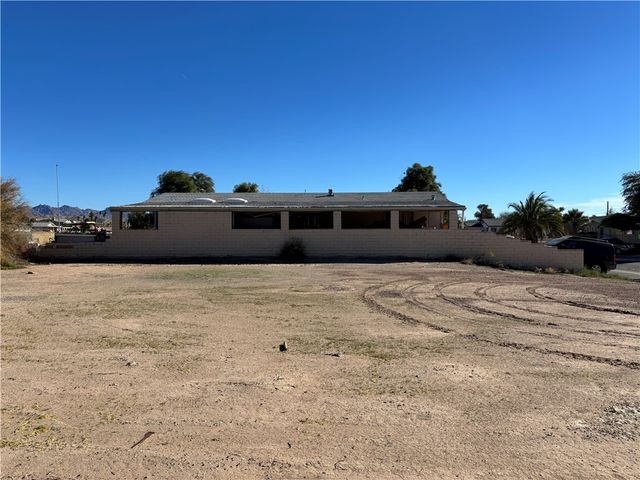 2510 S Via Arroyo Drive, Bullhead City, AZ 86442