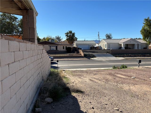 2510 S Via Arroyo Drive, Bullhead City, AZ 86442