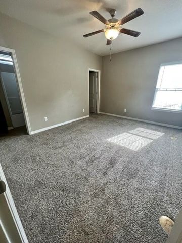 863 W North Street, Fayetteville, AR 72701