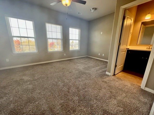 863 W North Street, Fayetteville, AR 72701