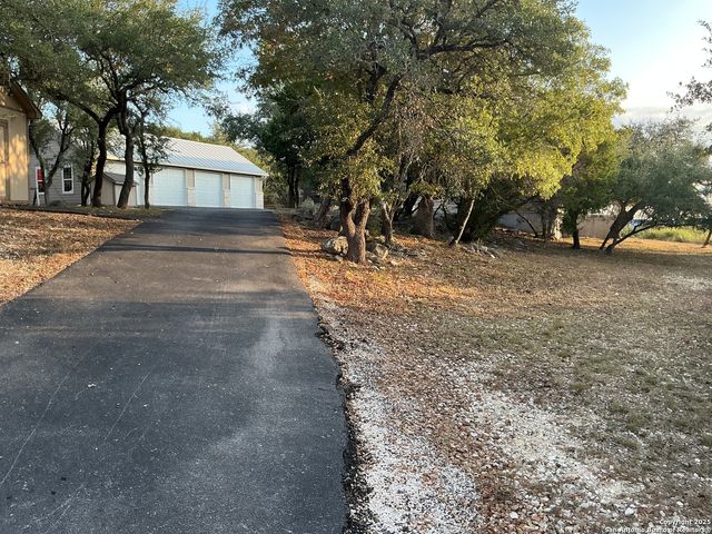 1524 freshwater, Bulverde, TX 78163
