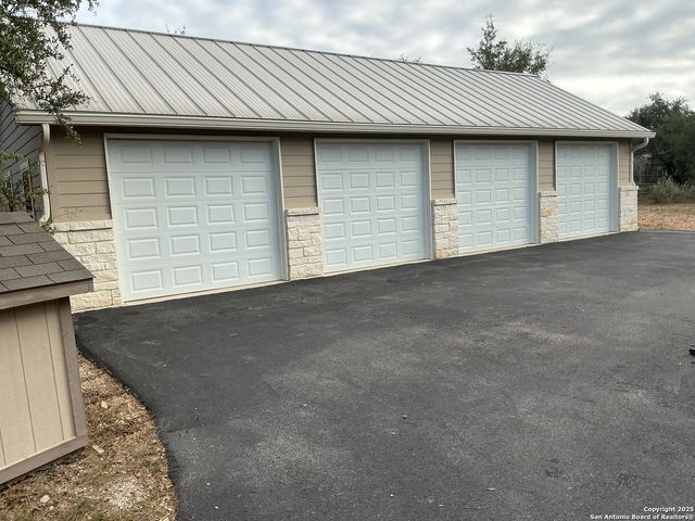 1524 freshwater, Bulverde, TX 78163