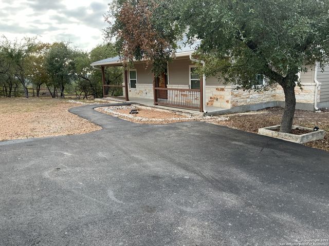 1524 freshwater, Bulverde, TX 78163