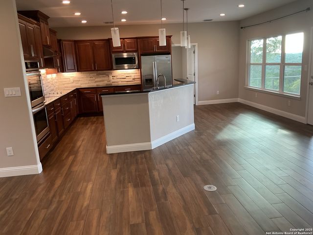 1524 freshwater, Bulverde, TX 78163