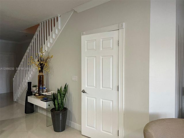 307 SW 120th Avenue 307, Pembroke Pines, FL 33025