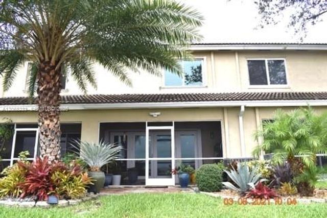 307 SW 120th Avenue 307, Pembroke Pines, FL 33025