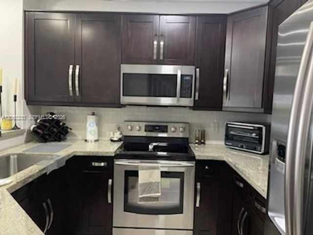 307 SW 120th Avenue 307, Pembroke Pines, FL 33025