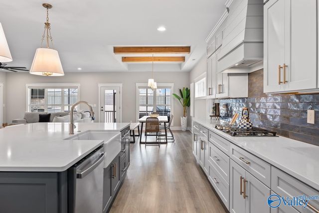 10 Hidden Grove Circle, Huntsville, AL 35803