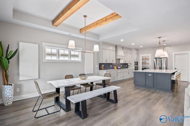 10 Hidden Grove Circle, Huntsville, AL 35803