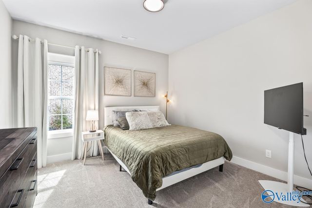 10 Hidden Grove Circle, Huntsville, AL 35803