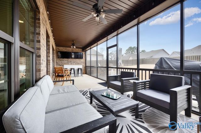 10 Hidden Grove Circle, Huntsville, AL 35803