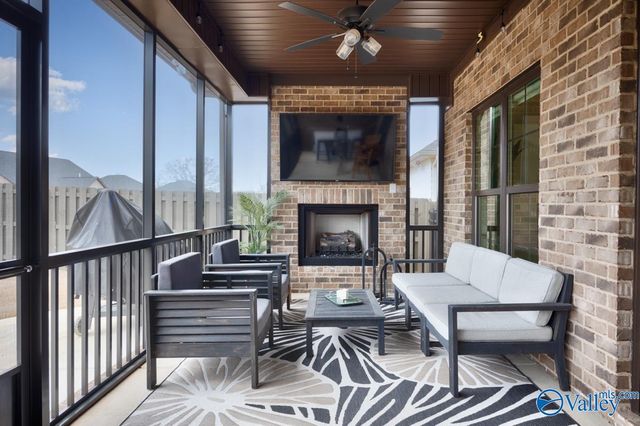 10 Hidden Grove Circle, Huntsville, AL 35803