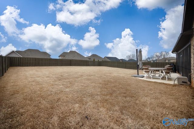 10 Hidden Grove Circle, Huntsville, AL 35803