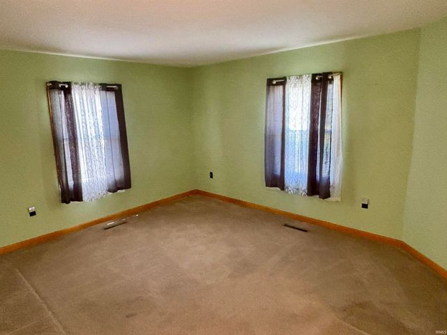 1210 S McKinley Ave Avenue, Princeton, IN 47670