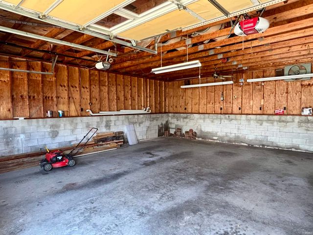 1210 S McKinley Ave Avenue, Princeton, IN 47670