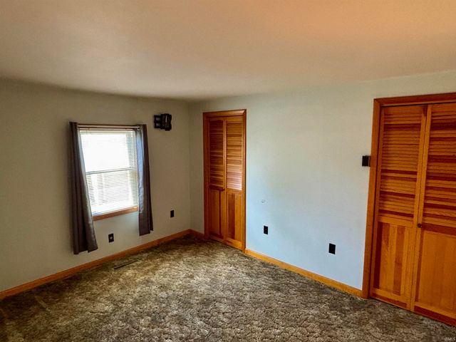 1210 S McKinley Ave Avenue, Princeton, IN 47670