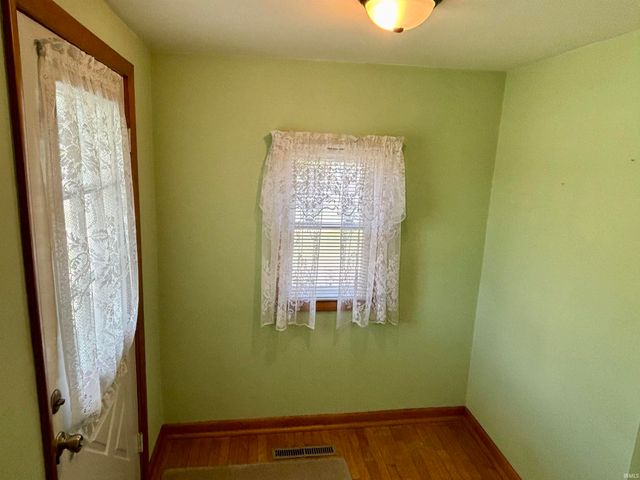 1210 S McKinley Ave Avenue, Princeton, IN 47670