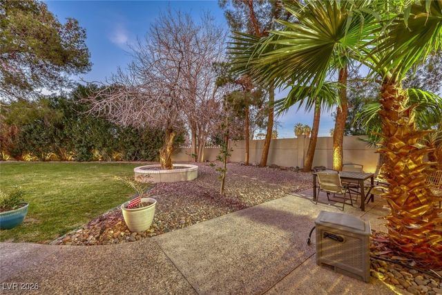 2301 Driftwood Drive, Las Vegas, NV 89107