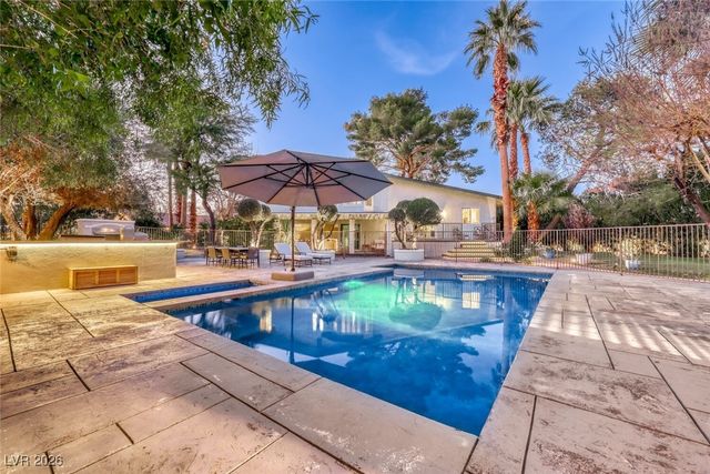 2301 Driftwood Drive, Las Vegas, NV 89107