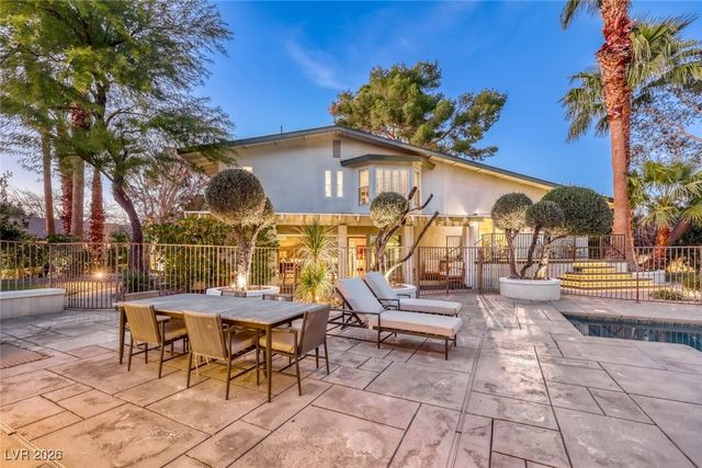 2301 Driftwood Drive, Las Vegas, NV 89107