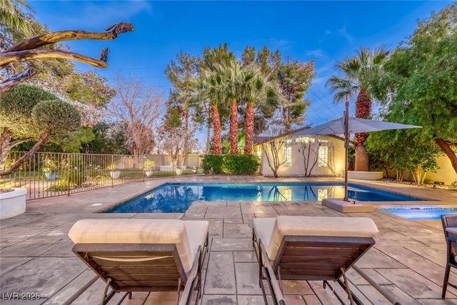 2301 Driftwood Drive, Las Vegas, NV 89107