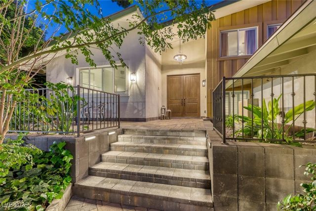 2301 Driftwood Drive, Las Vegas, NV 89107