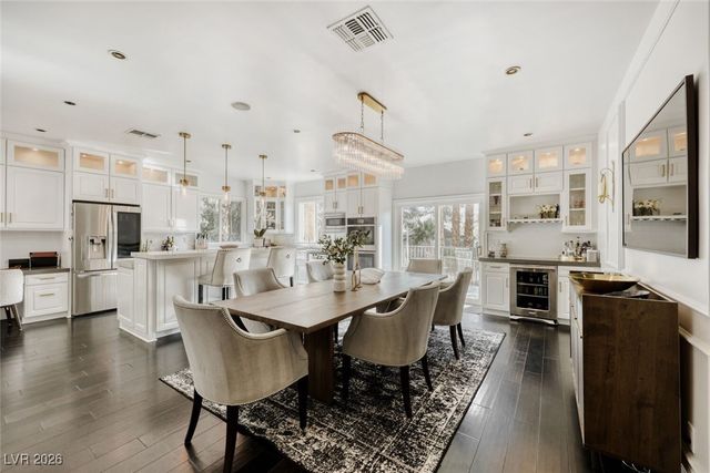 2301 Driftwood Drive, Las Vegas, NV 89107