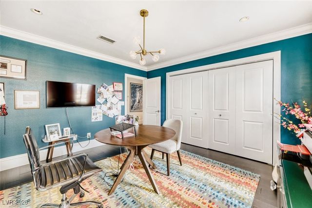 2301 Driftwood Drive, Las Vegas, NV 89107