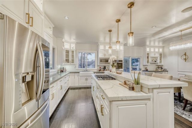 2301 Driftwood Drive, Las Vegas, NV 89107