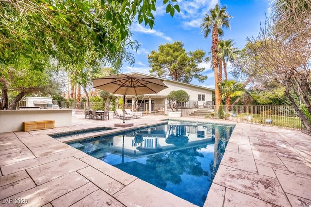 2301 Driftwood Drive, Las Vegas, NV 89107