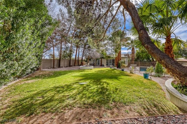 2301 Driftwood Drive, Las Vegas, NV 89107