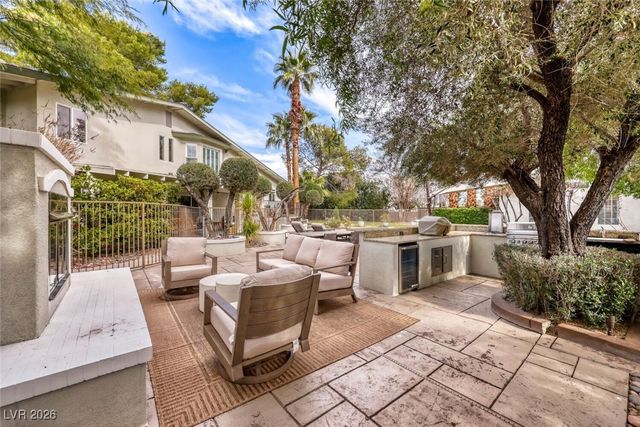 2301 Driftwood Drive, Las Vegas, NV 89107