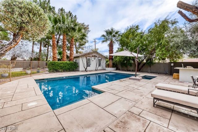 2301 Driftwood Drive, Las Vegas, NV 89107