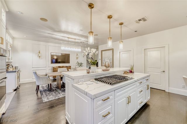 2301 Driftwood Drive, Las Vegas, NV 89107