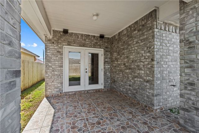 6530 Picante Dr, Corpus Christi, TX 78414
