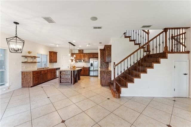 6530 Picante Dr, Corpus Christi, TX 78414